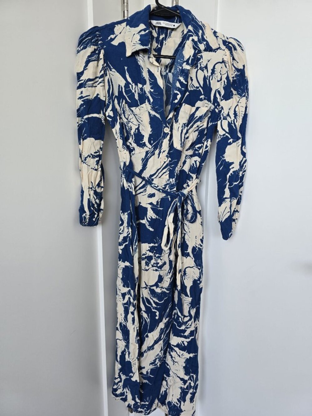 Zara long Blue and Beige dress in Small